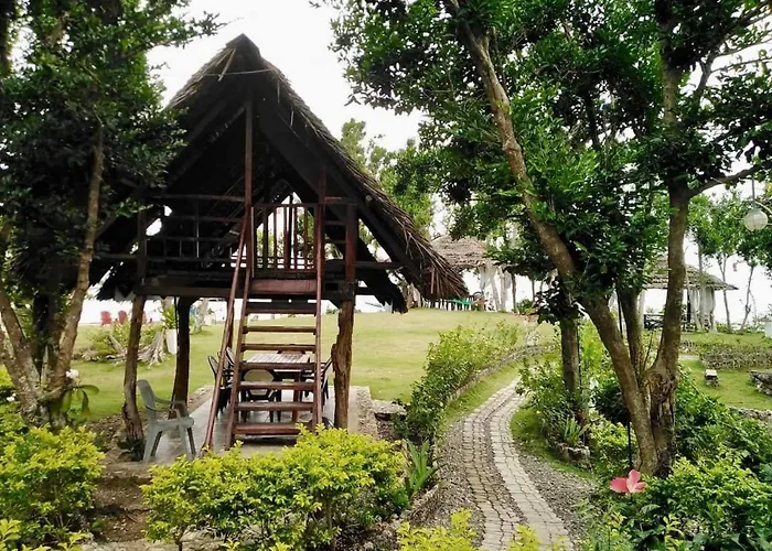 Hale Manna Coastal Gardens Resort