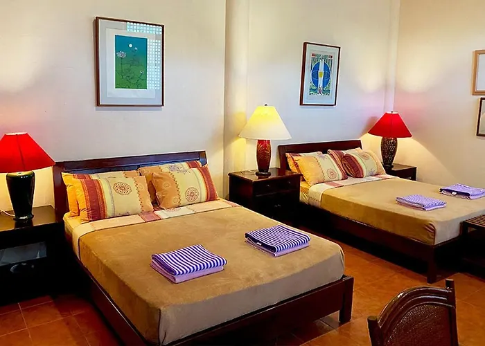 Hale Manna Coastal Gardens Resort *