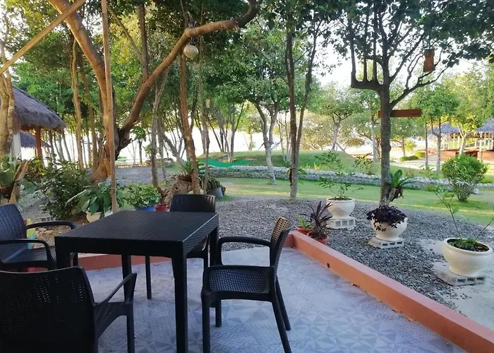 Hale Manna Coastal Gardens Resort *